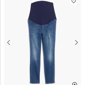 Maternity Over-the-Belly Skinny Crop Jeans